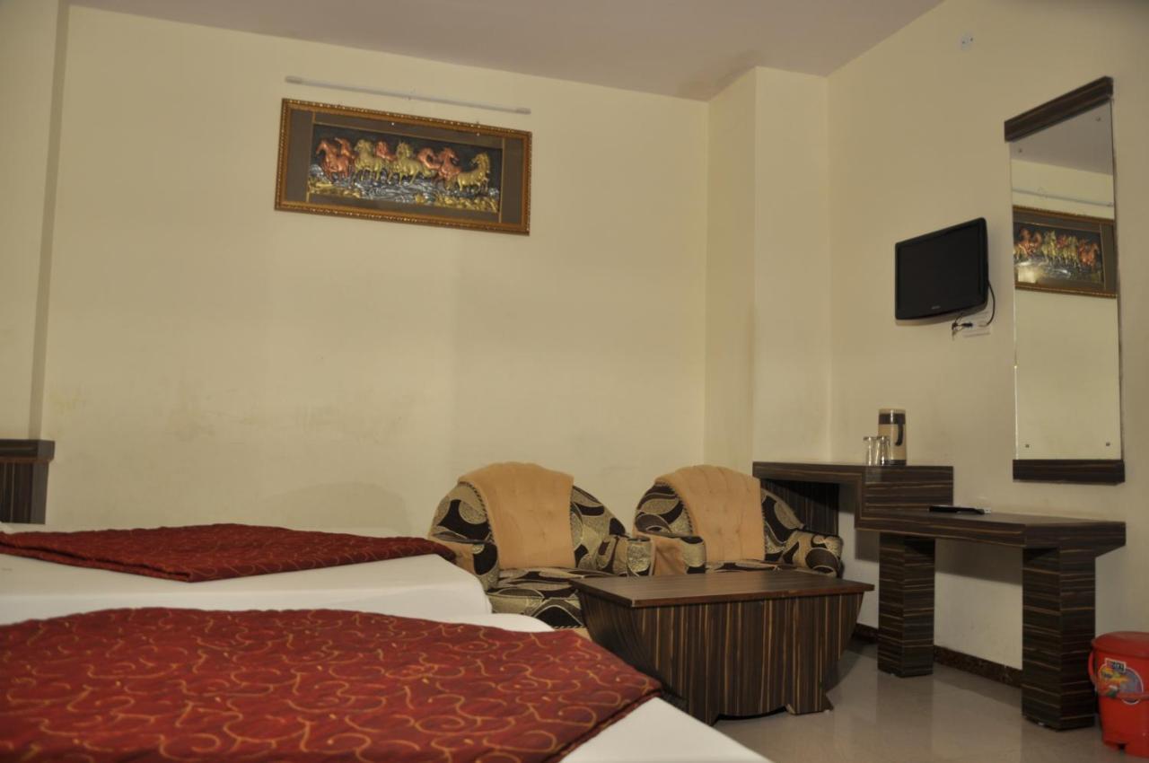 Hotel Metro Jaipur Quarto foto
